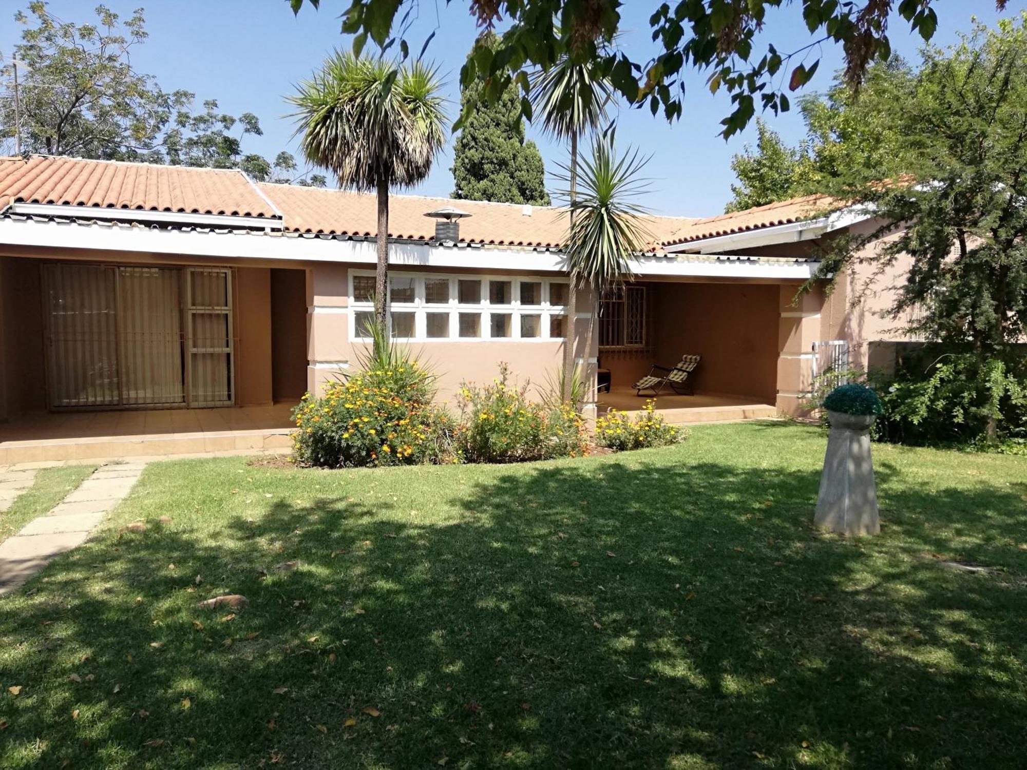 Dante Guest House Alberton Exterior photo